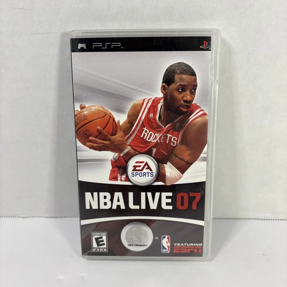 NBA Live 07 Sony PSP EA Sports Basketball Video Game CIB Tracy McGrady Cover